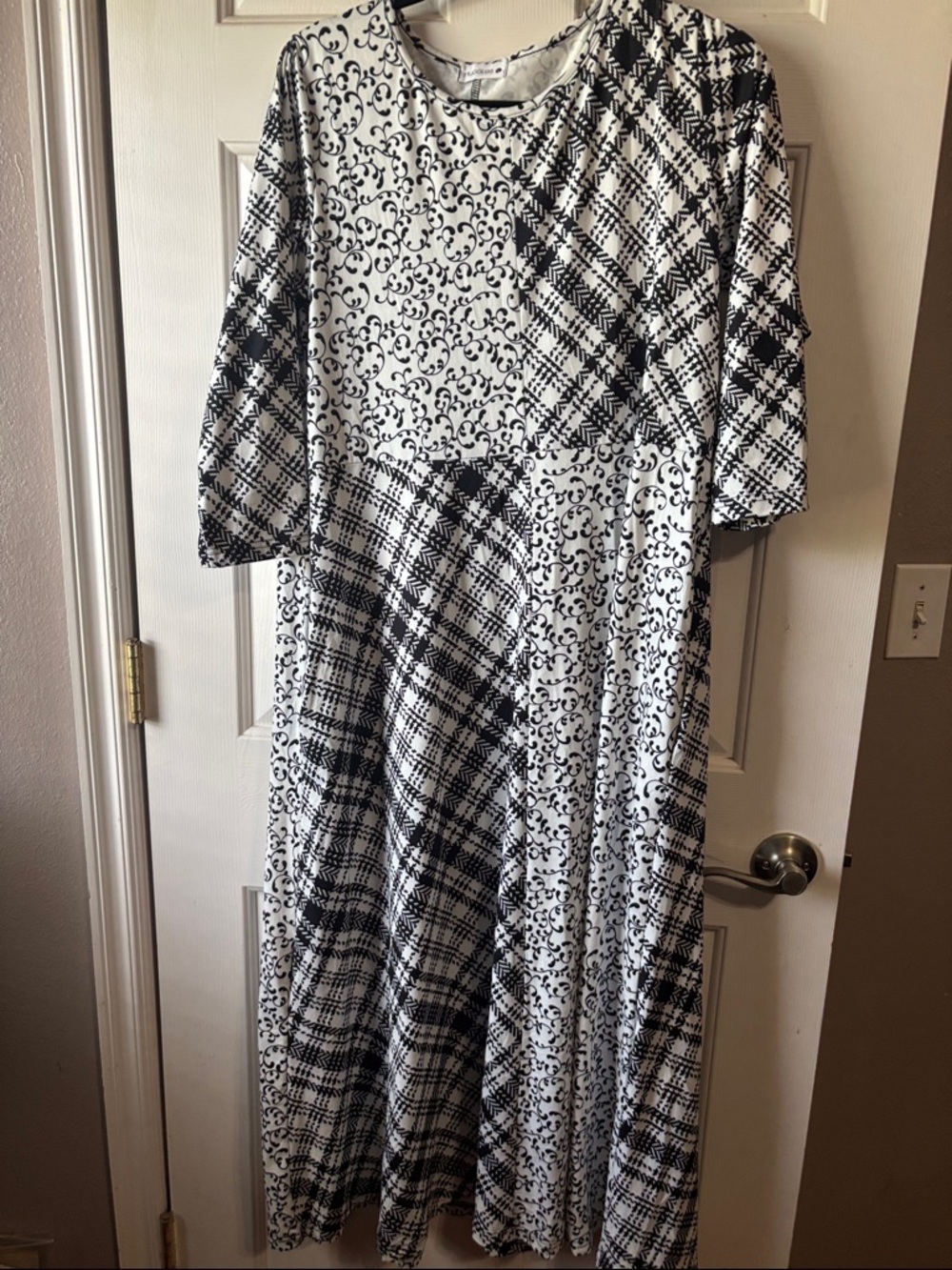 NUGGLES: Black & White Mixed Print Maxi Dress